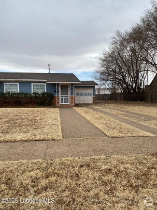Building Photo - 3205 33rd St