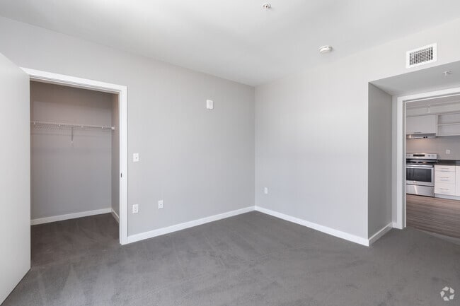 2BR, 2BA - 874 SF, Charles - Nelson Kohl Apartments