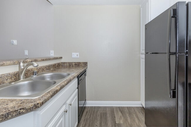 Building Photo - Villas Antonio Apartment Homes
