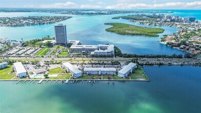 Building Photo - 765 John Ringling Blvd