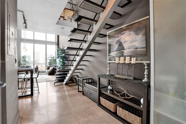 Foto del edificio - 690 SW 1st Ct