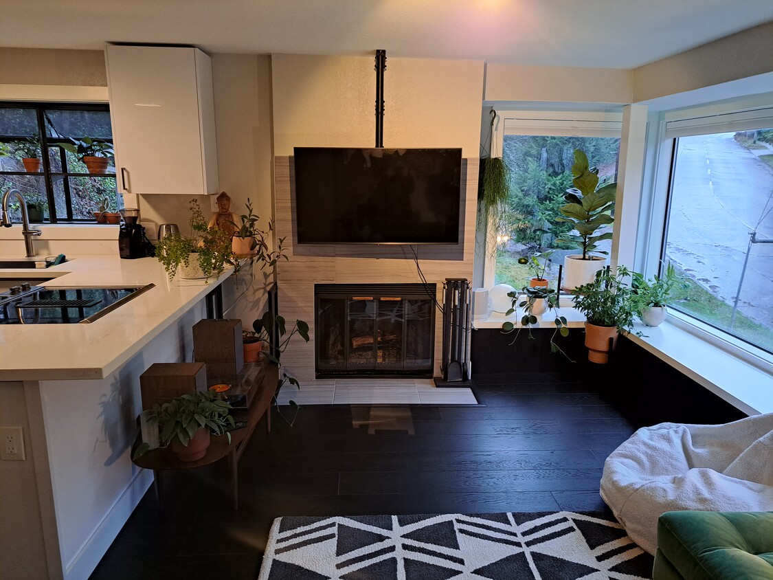 Primary Photo - 7080 Lincoln Park Way SW