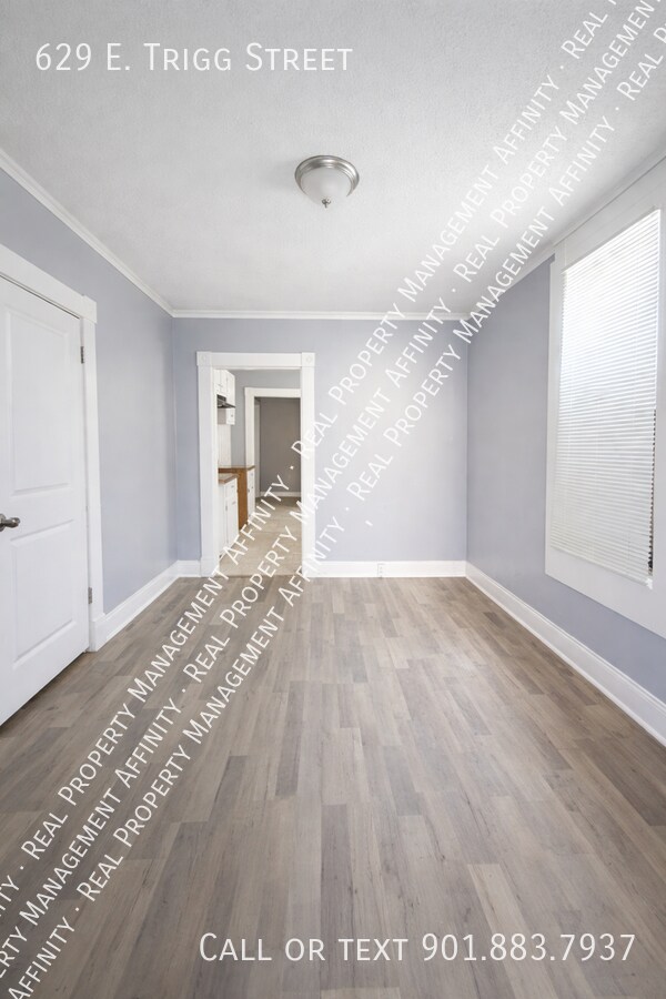 Building Photo - 629 E Trigg Ave