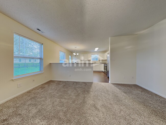 Foto del edificio - 2744 Branigan Creek Blvd