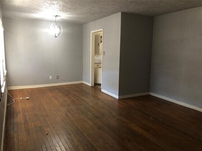 Foto del edificio - 5831 Southseas St