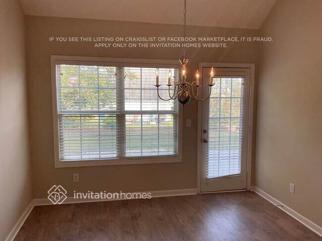 Foto del edificio - 6614 White Walnut Way