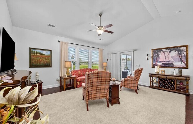Foto del edificio - 5408 Elba Wy