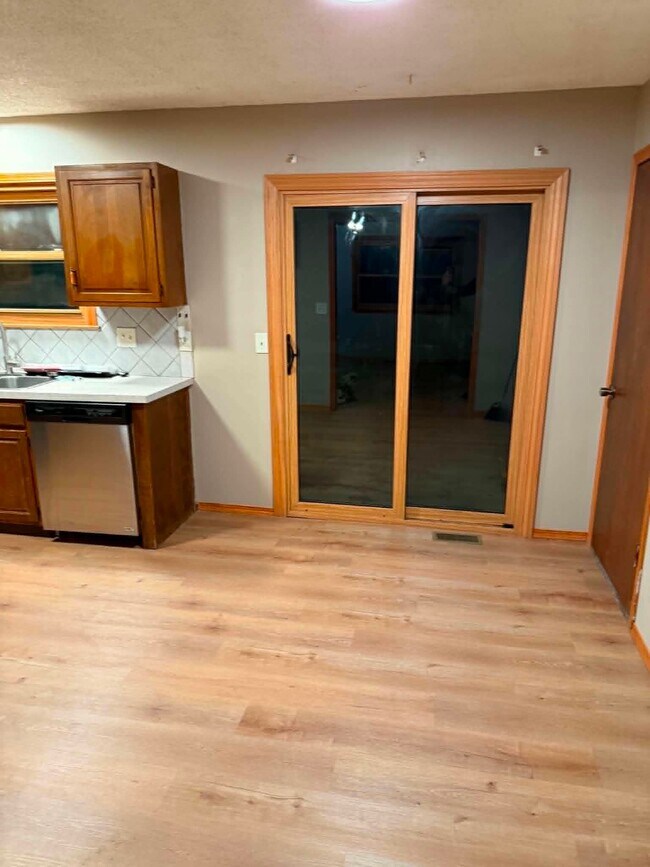 Foto del edificio - 208 N Marlen Ct