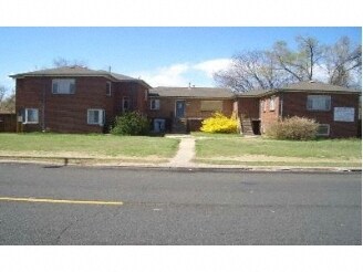 Primary Photo - 3233-3249 Steele St