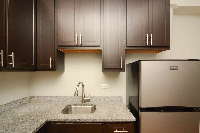 Foto del edificio - 4742 N Hermitage Ave