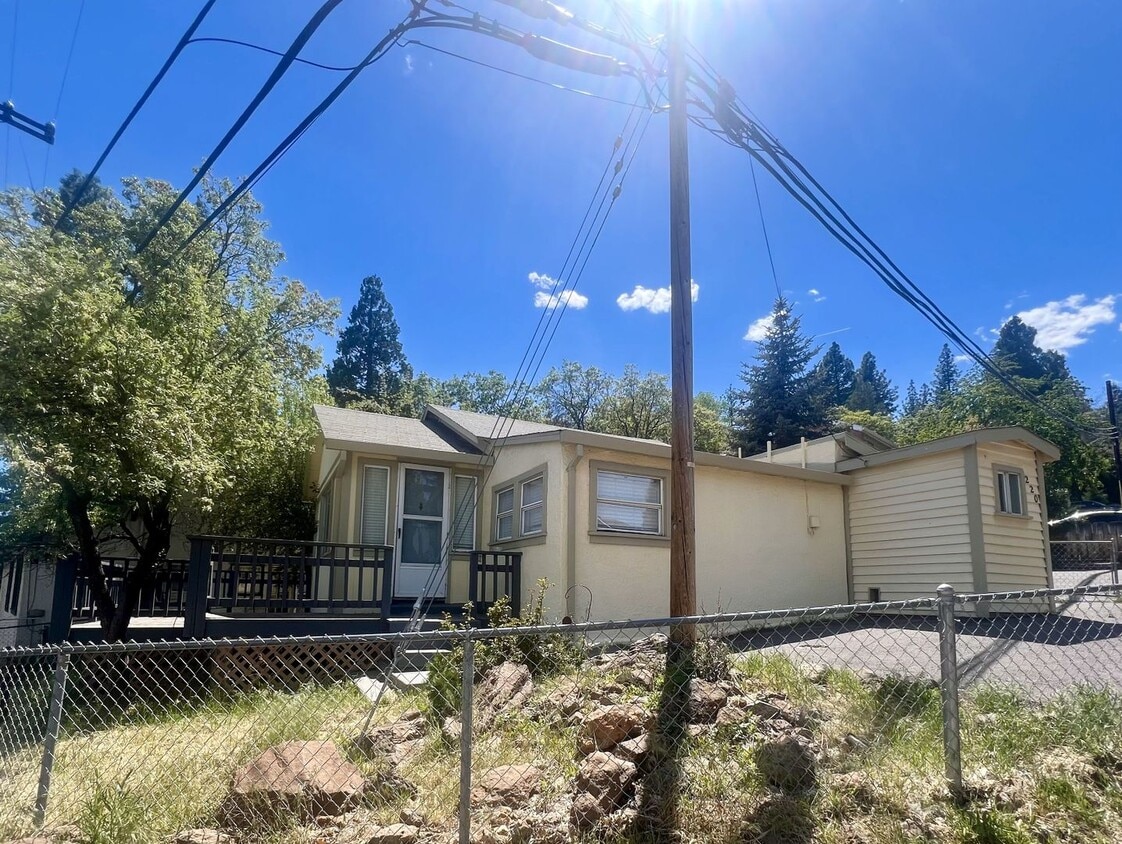 Primary Photo - Two bedroom, One bath home