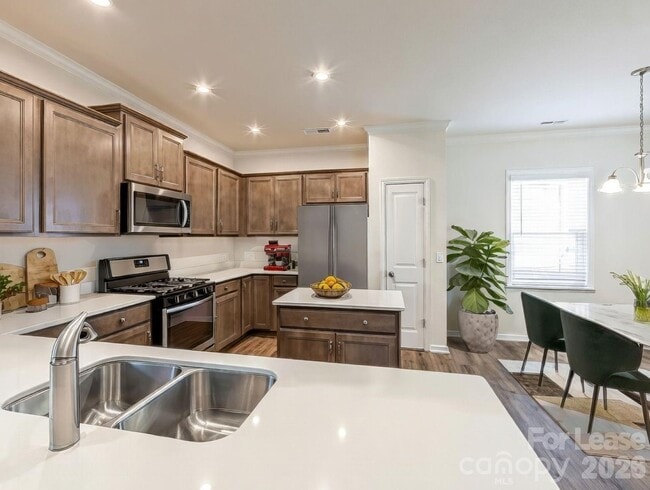 Building Photo - 11513 Glasden Rd