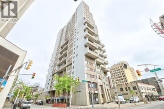 Building Photo - 380 Pelissier St