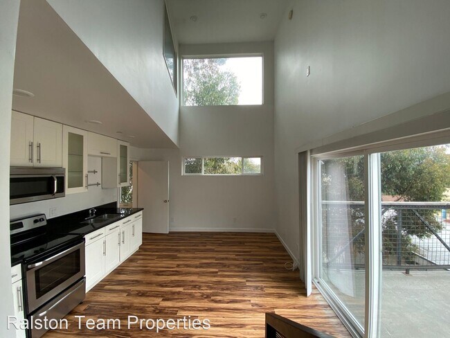 Building Photo - 3779 Florida St