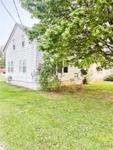 Building Photo - 5623 Bridge St