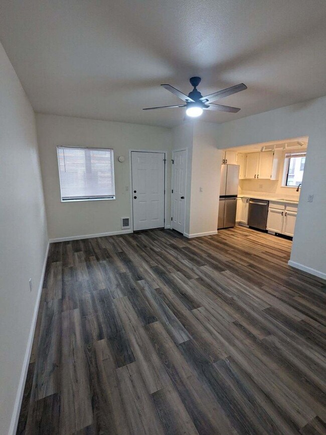 Building Photo - Whitefish Downtown 2 bedroom