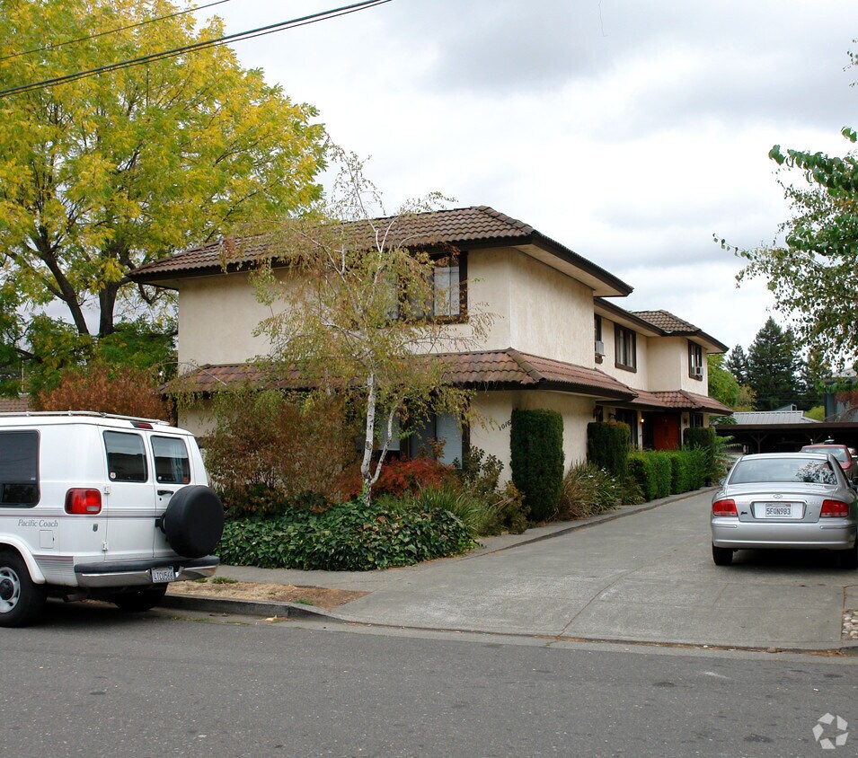 Foto principal - 1016 3rd St