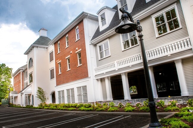 Building Photo - Metro Star - Metro 121