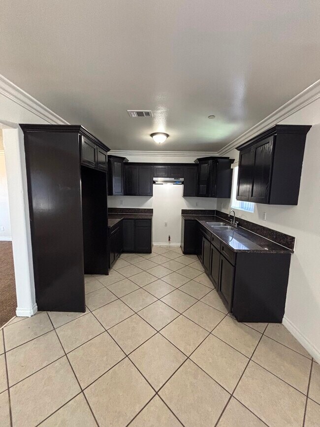 Foto del edificio - 147 E 105th St