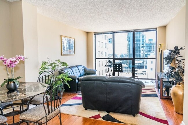 Building Photo - 1280 W Peachtree St NW