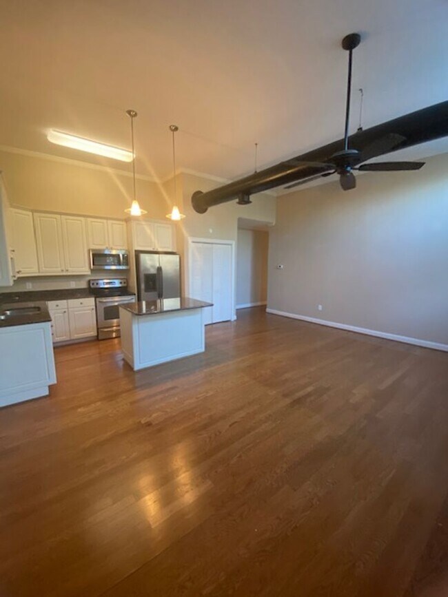 Foto del edificio - Charming 2-bedroom Condo- Old Shandon