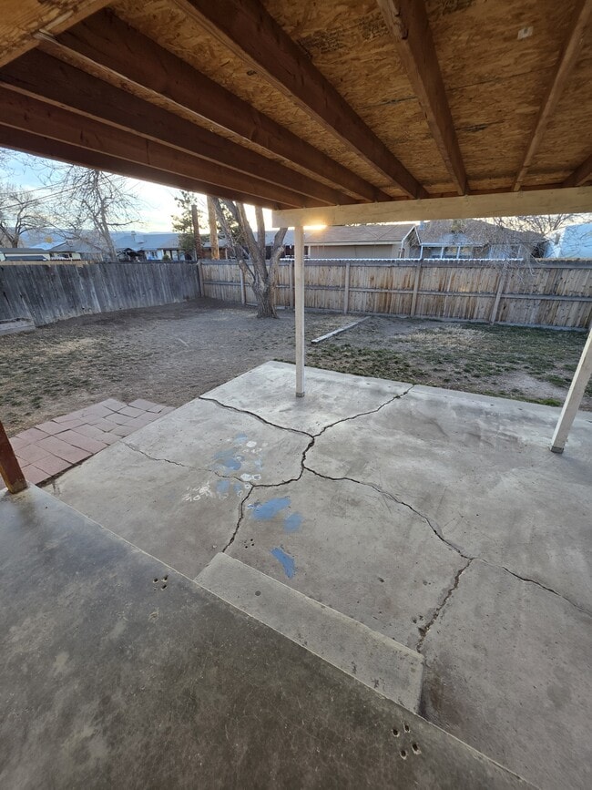 Photo - 545 N 25th St House