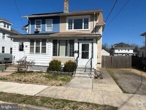 Building Photo - 1518 Cornell Ave