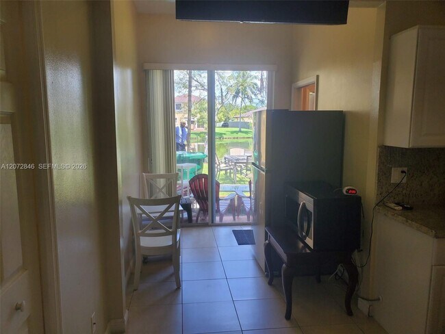 Foto del edificio - 14093 SW 53rd St