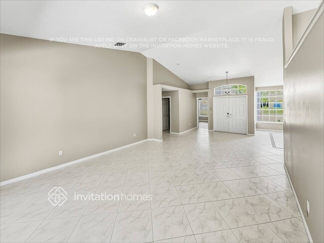Building Photo - 9296 Lake Serena Dr