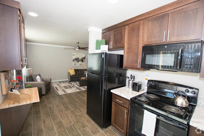 Apartments under $500 in California | Apartments.com