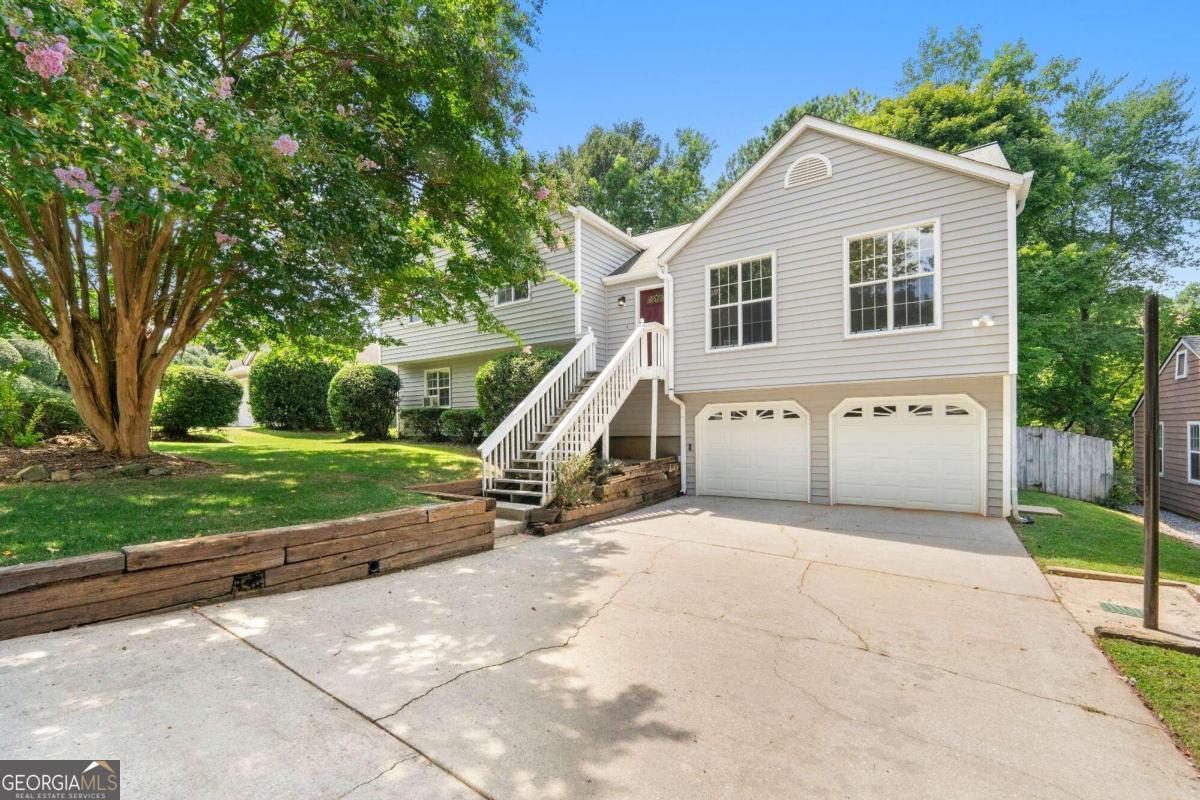 Primary Photo - 10660 Plantation Dr