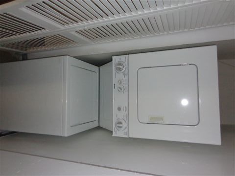 Foto del edificio - Spacious 1 bed Great location off Sable an...