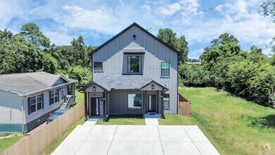 Building Photo - 7815 Joy St