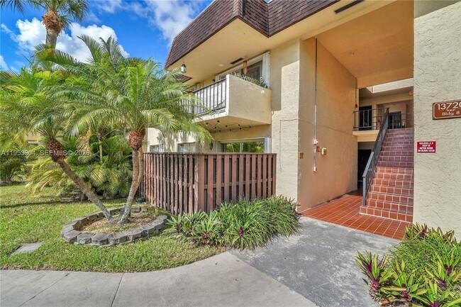 Foto del edificio - 13720 SW 90th Ave