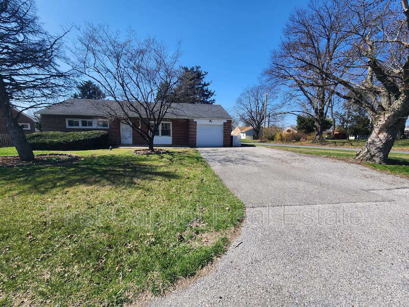 Building Photo - 700 S Harlan St