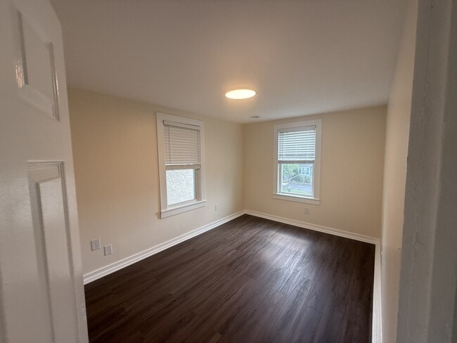 Building Photo - 420 Klockner Rd