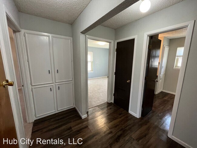 Foto del edificio - 3 br, 2 bath House - 8201 W 40th Street