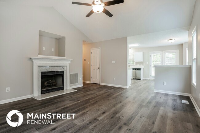 Building Photo - 510 Southampton Dr