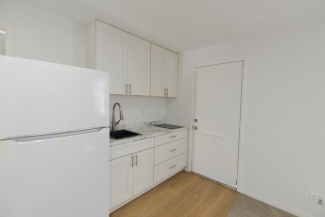 Building Photo - 217 Avenida Cabrillo