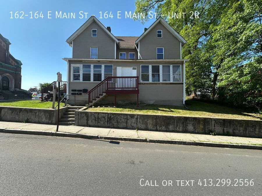 Primary Photo - 162-164 E Main St - 164 E Main St-Unit 2R