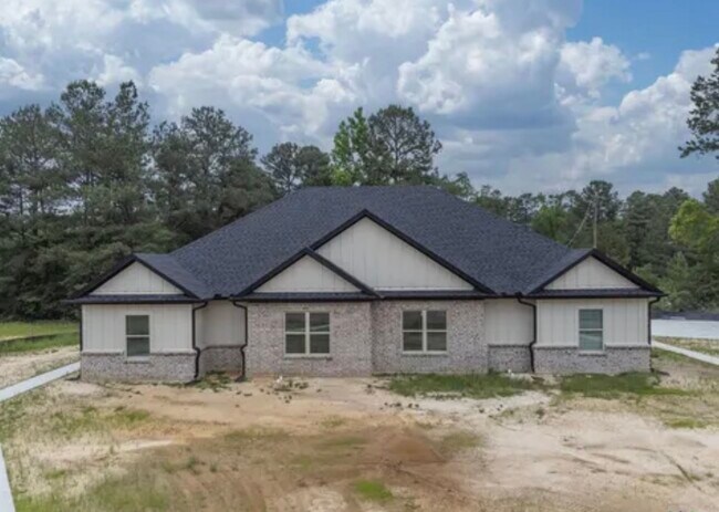 Foto del edificio - 2112 Oak Hollow St