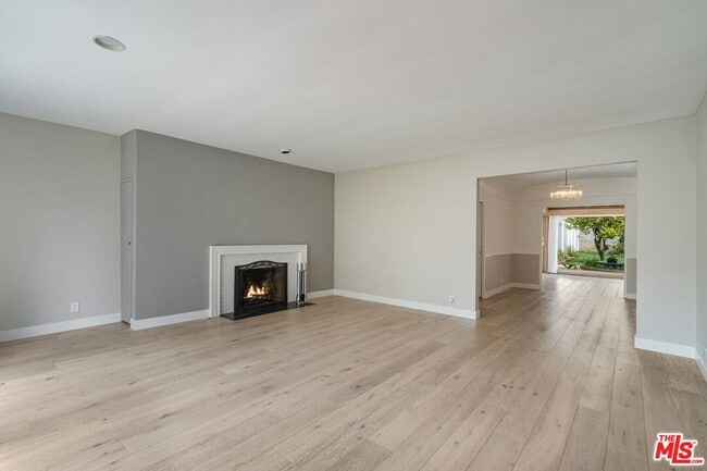 Building Photo - 237 23rd St