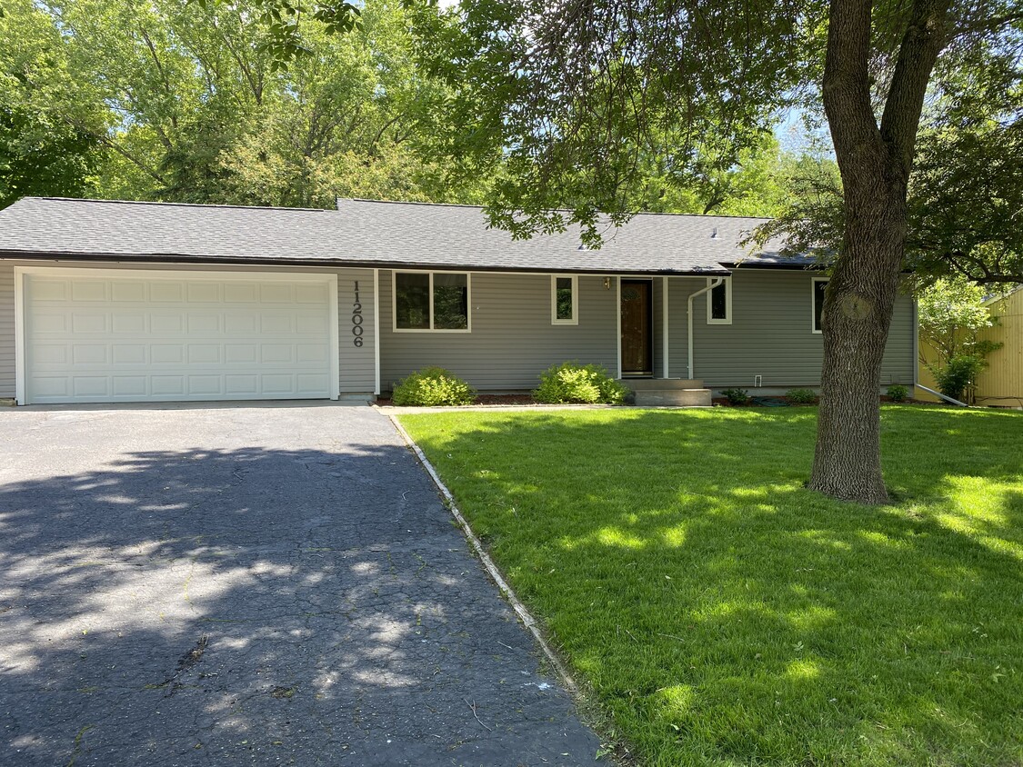Street View - 112006 Faber Ln