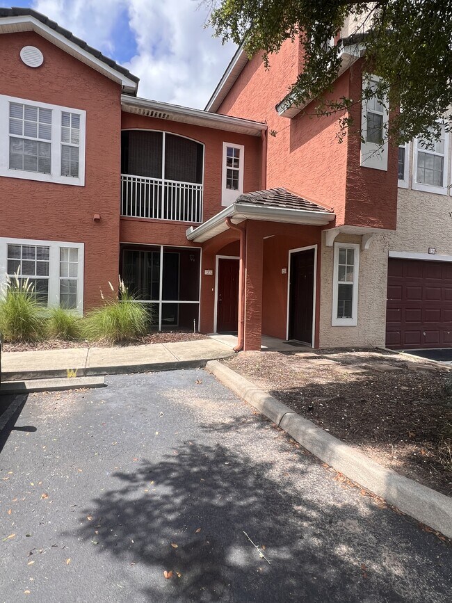 Foto del edificio - 10075 Gate Pkwy N