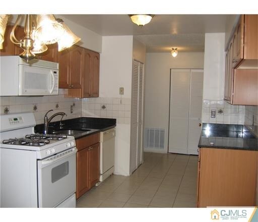 Foto del edificio - 1108 Edison Glen Terrace