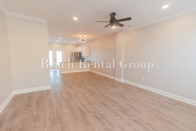 Building Photo - 773 Moen Pl