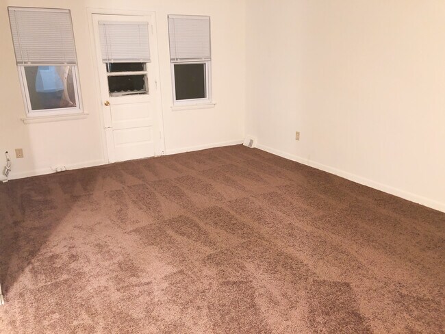 Living room facing the Balcony - 2725 Cranston Rd