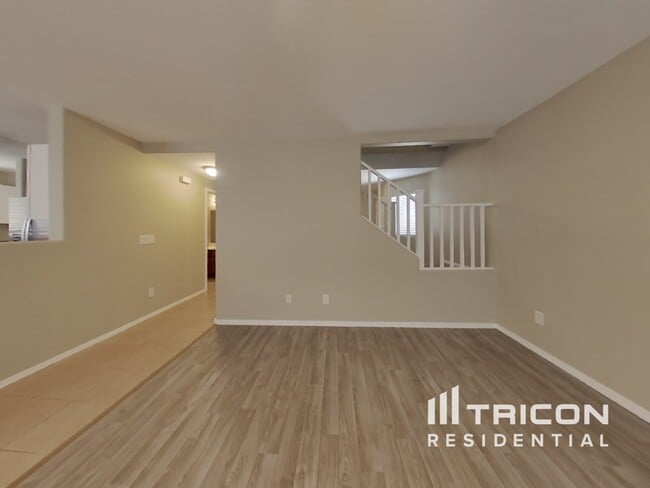 Building Photo - 43846 W Magnolia Rd