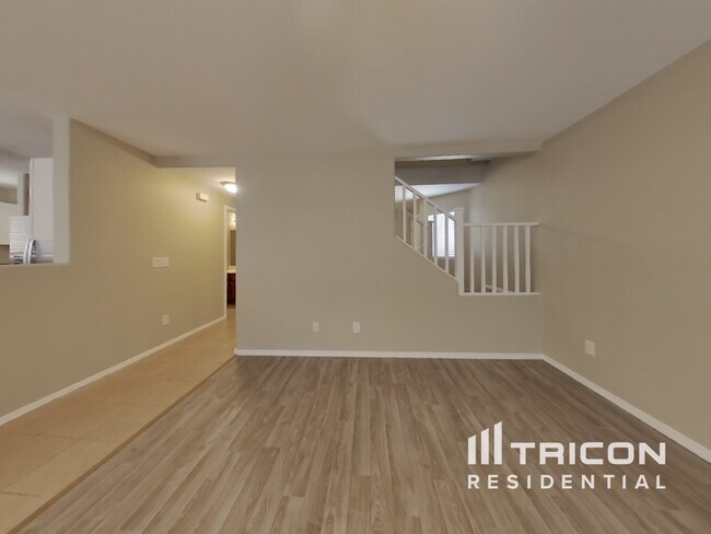 Foto del edificio - 43846 W Magnolia Rd