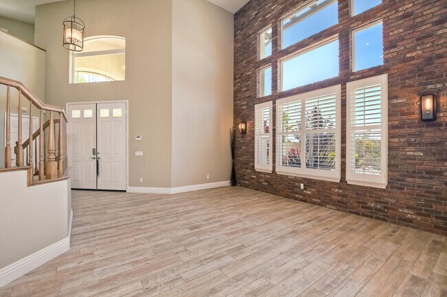 Foto del edificio - 654 Arcadia Bluff Ct